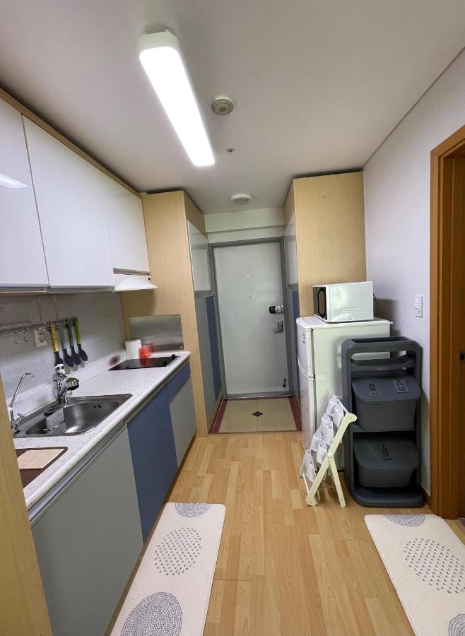 Hongdae Residence 3 - 1Min From Hongik Uni Station Exit #1 Seúl Exterior foto